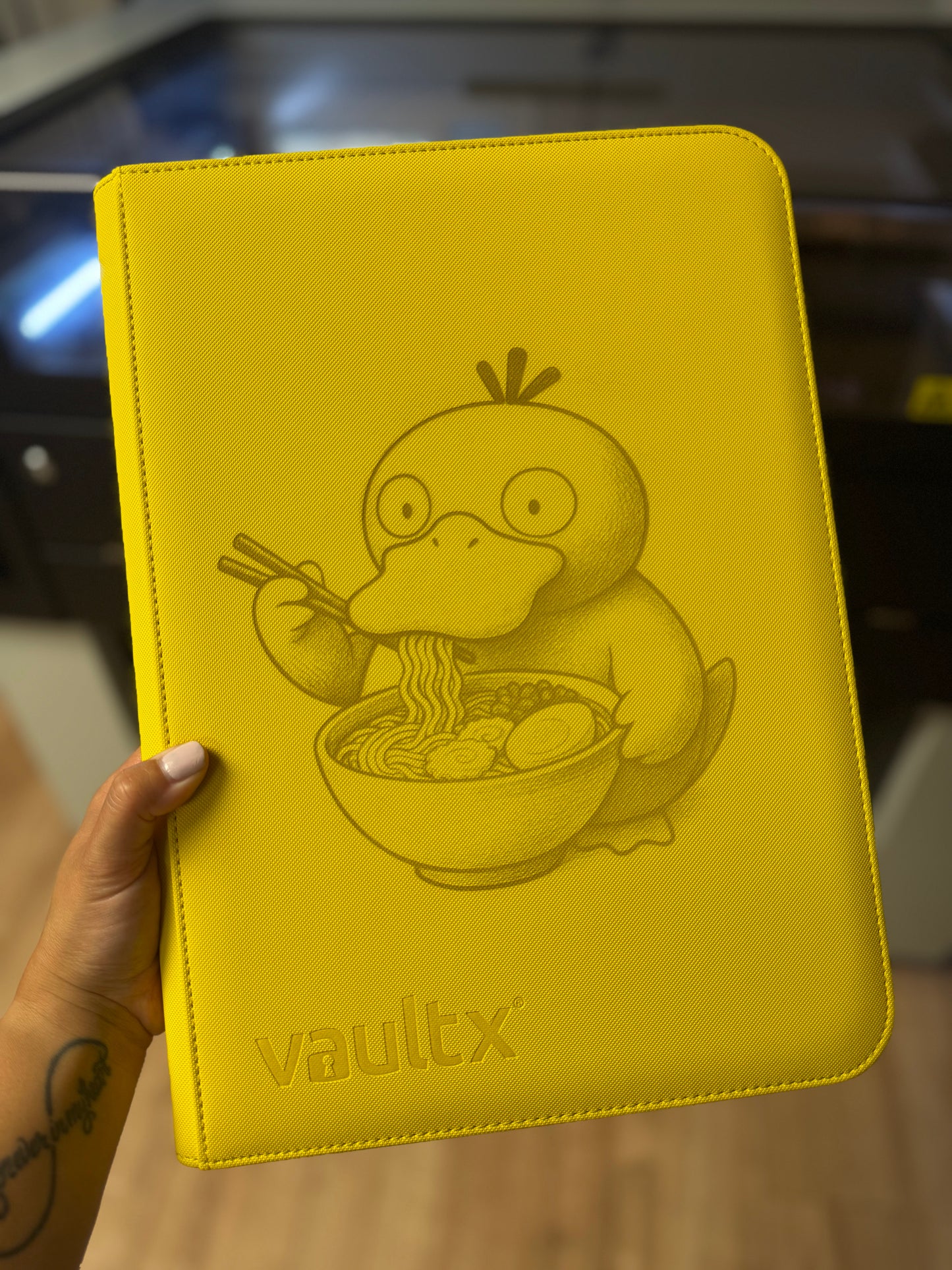 Yellow Duck 9-Pocket Trading Card Binder – Cute Yellow Duck Design, trading card binder, vaultx binder